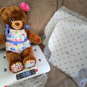 Greater Goods baby scale